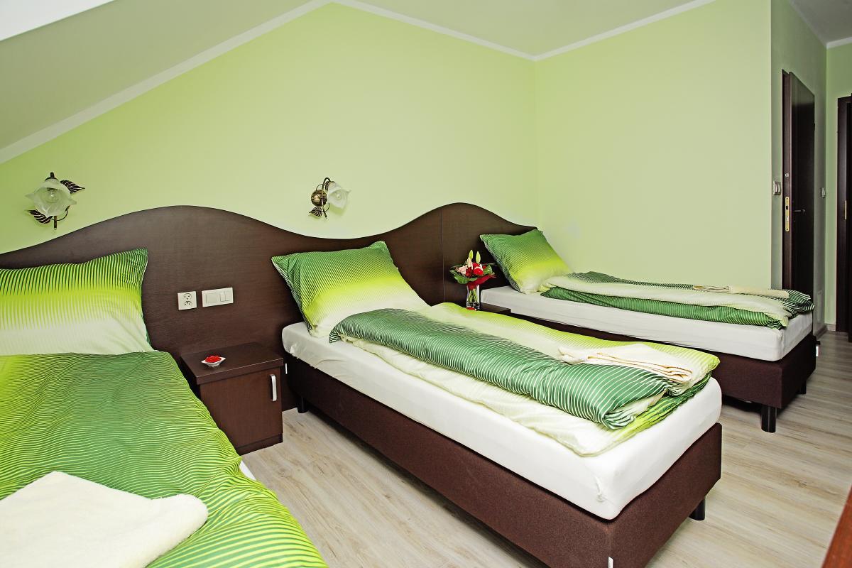 Hotel Albatros Wasosz Bagian luar foto
